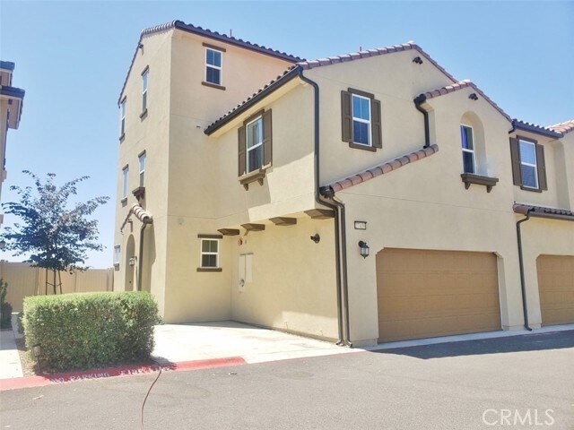Primary Photo - 27436 Clarise Ln