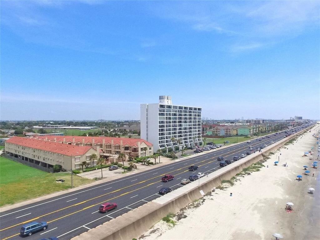 Primary Photo - 7312 Seawall Blvd