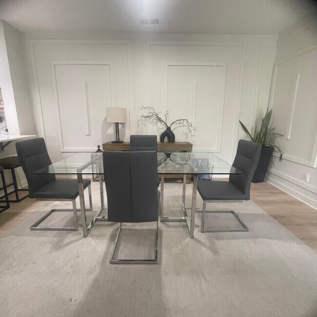 Foto del edificio - 3176 Feltrim Pl