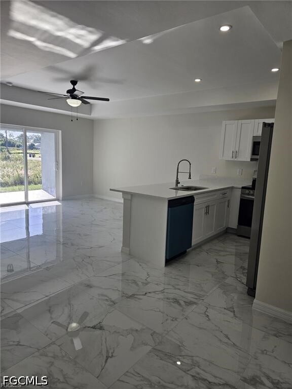 Foto del edificio - 399 Carrillon Ave S