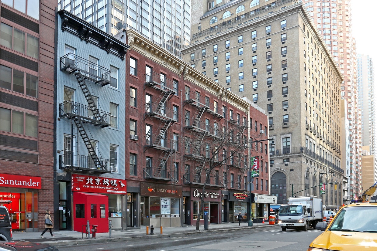 Building Photo - Gerel