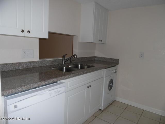 Building Photo - 3919 Bell Tower Dr