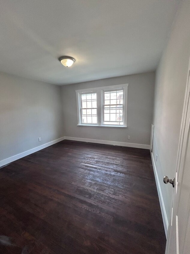 Foto del edificio - Available Now! | Fully Remodeled 2 Bed, 1 ...