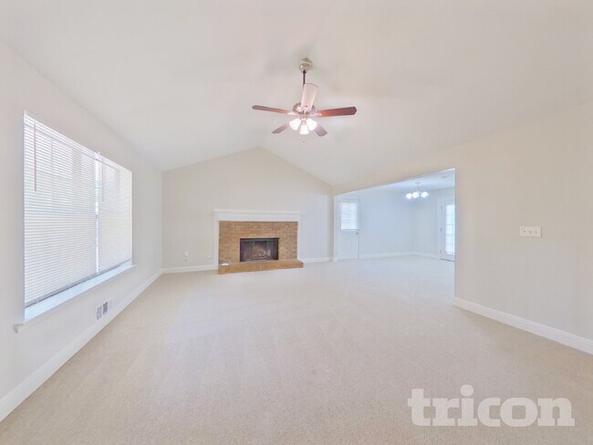 Foto del edificio - 4807 Alpine Dr SW