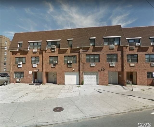 Primary Photo - 41-57-57 Bowne St