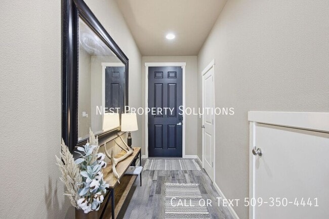 Foto del edificio - 1111 Hilltop Ave NE