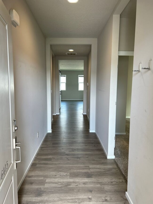 Building Photo - Home for Rent