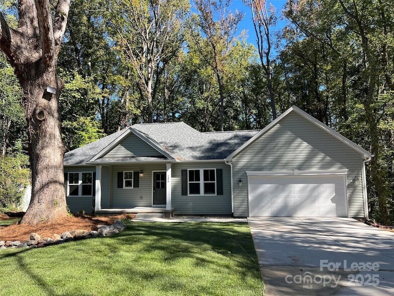 Foto principal - 2498 Tatum Rd