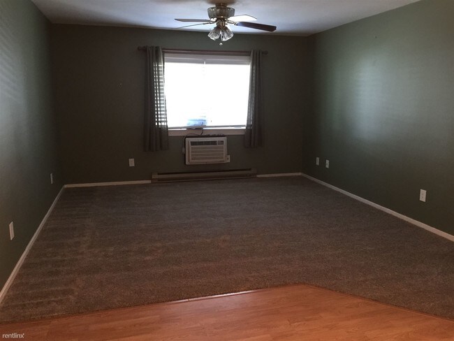 Building Photo - 1 br, 1 bath Condo - Brookview Village