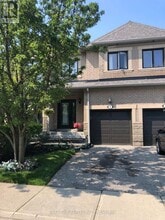 Building Photo - 2250-2250 Rockingham Dr
