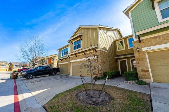 Foto del edificio - Charming 2 bed - 2.5 bath condo in Round R...