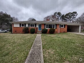 Building Photo - 5027 Dogwood Pl
