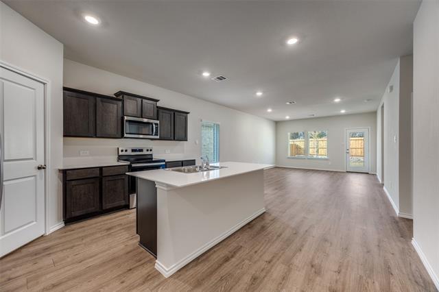 Foto del edificio - 4314 Carnation Dr