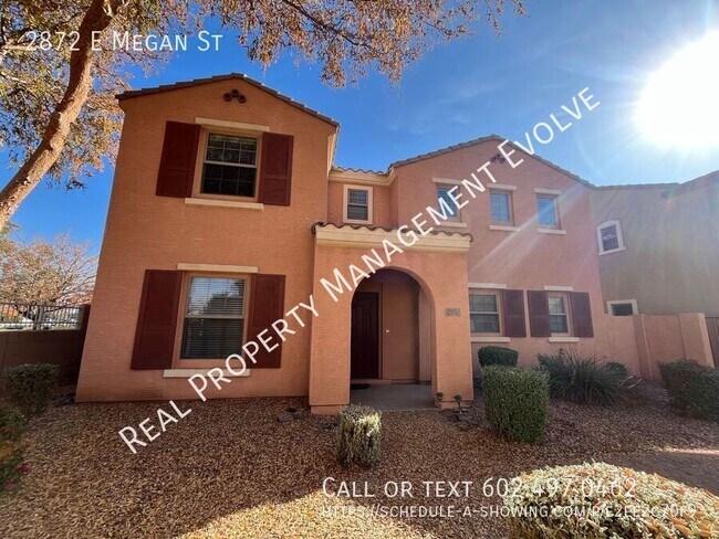 Building Photo - Fantastic Gilbert Home