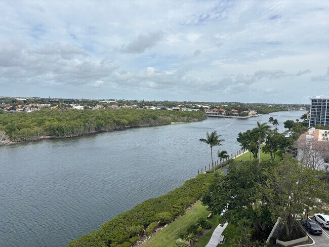 Foto del edificio - 4201 N Ocean Blvd