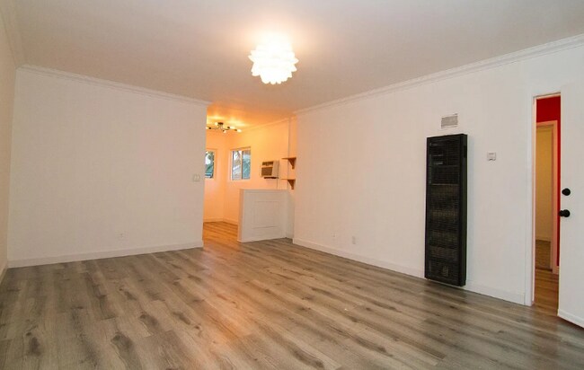 Foto del edificio - 4137 Wade St