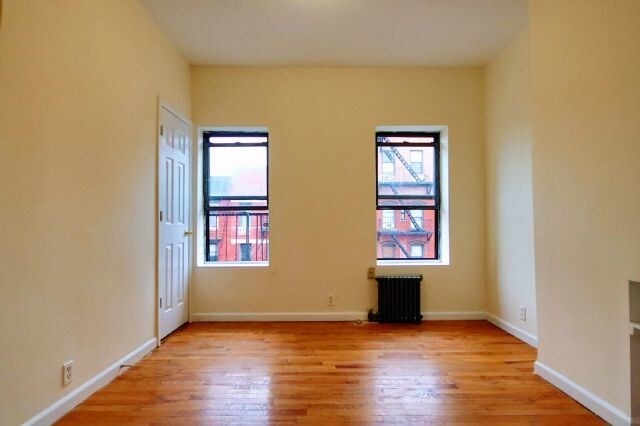 Primary Photo - 511 E 5th St