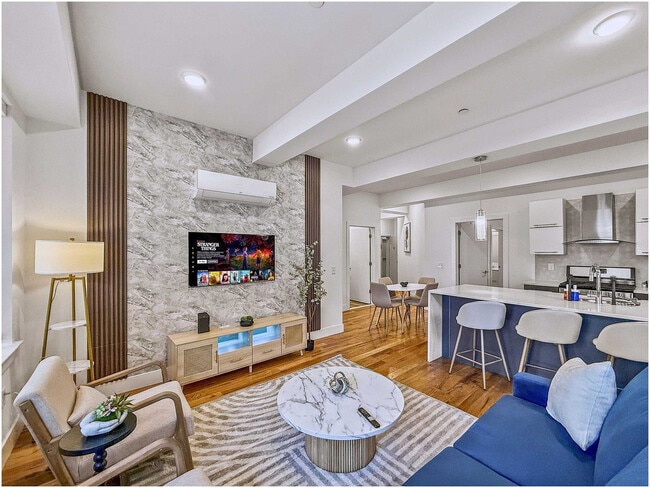 Foto del edificio - 236 W Thompson St