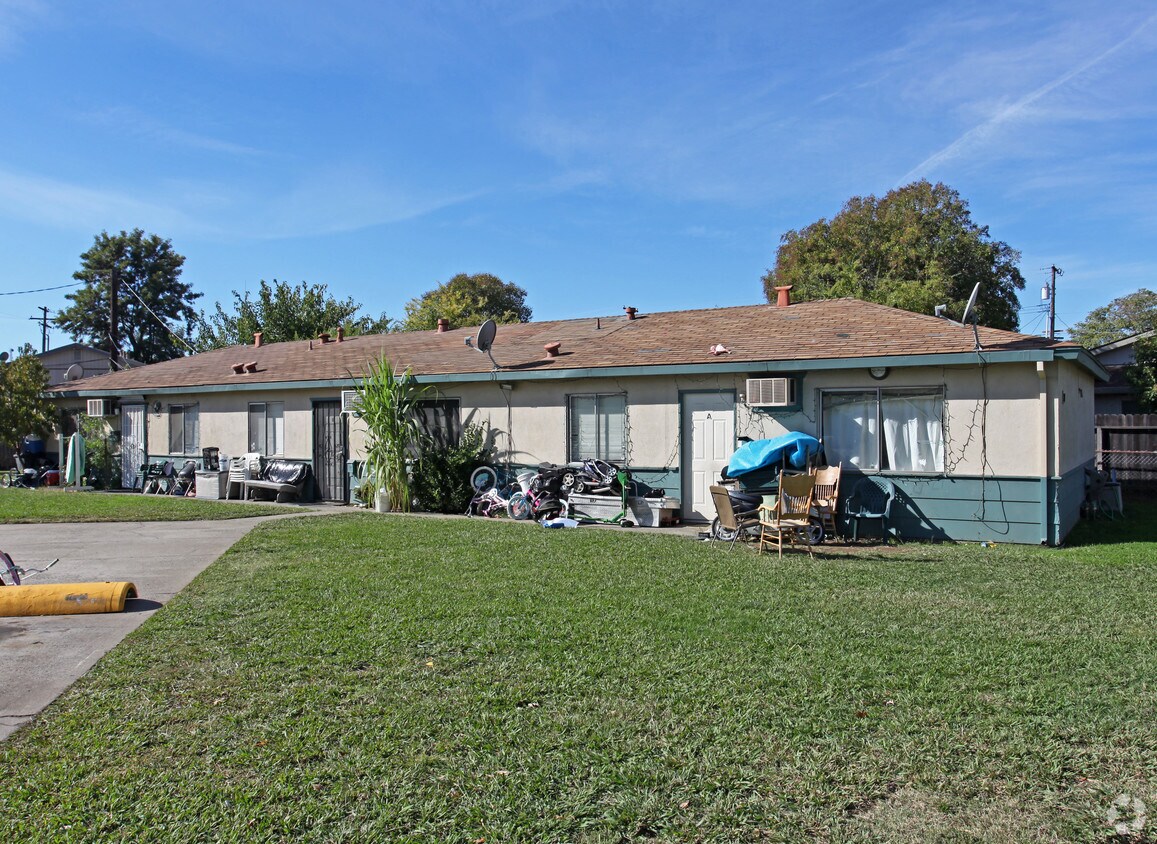 Foto principal - 207 Hickory St