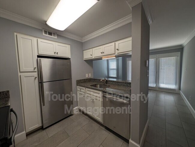 Foto del edificio - 306 S Cedar St