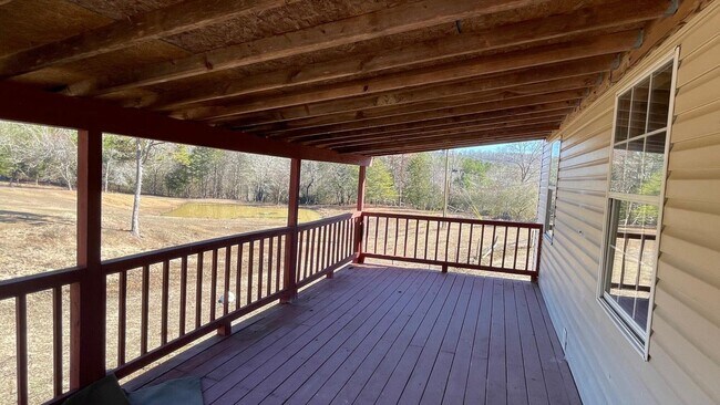 Foto del edificio - 680 McDowell Ln