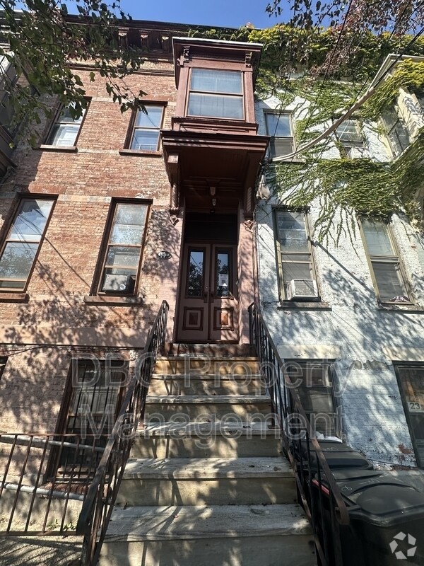 Apartments near Hannaford Plaza in Albany, NY Page 16