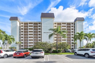 Building Photo - 9101 W Sample Rd