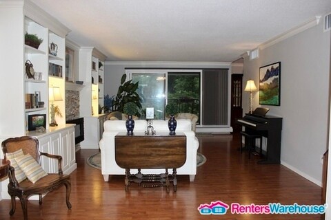 Foto del edificio - 3412 Oak Ridge Rd