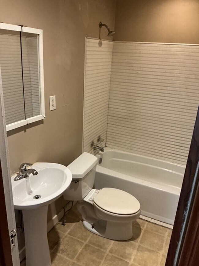 Foto del edificio - 3 Bedroom / 1 Bathroom House in Peoria