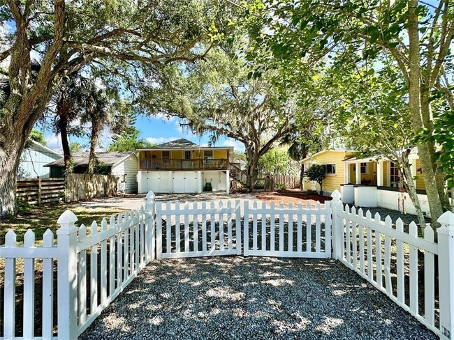 Building Photo - 4003 Indian River Dr