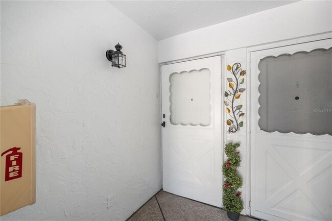 Building Photo - 1655 S Highland Ave