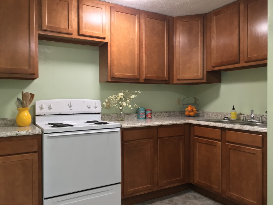 Cocina - 715 Triphammer Rd