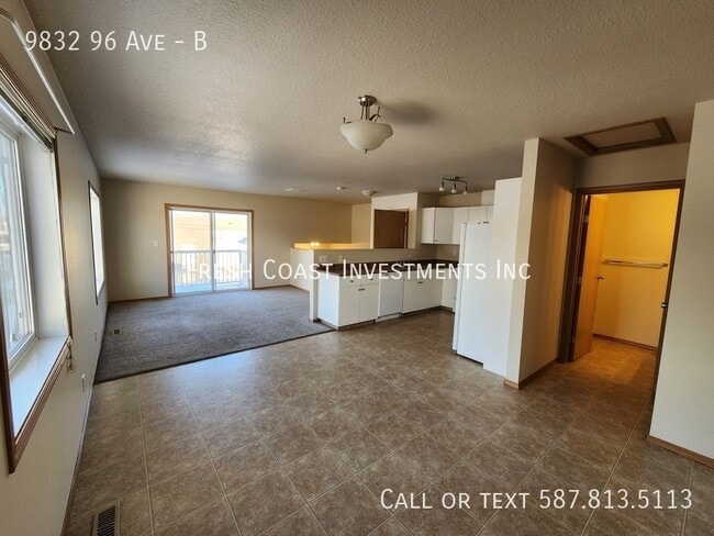 Building Photo - 9832-9896 96 Ave