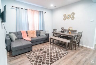Building Photo - 135 Fabyan Pl
