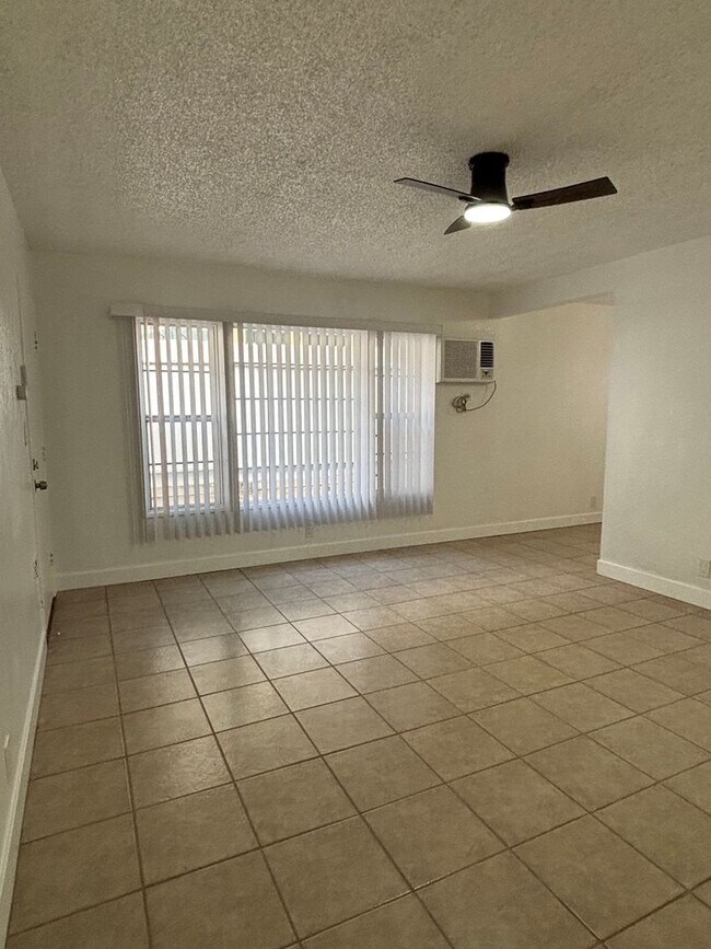 Foto del edificio - 1730 Obispo Ave