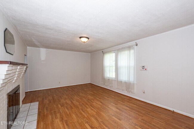 Foto del edificio - Maryville 37804 - 2 bedroom, 1 bath home w...