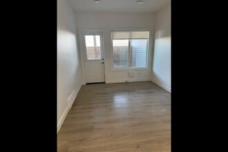 Building Photo - 297 Collicott Dr