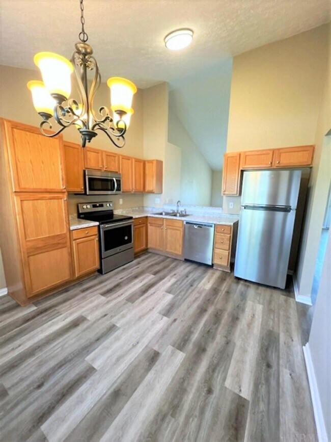 7777 Alanton Park Dr, Newburgh, IN 47630 House Rental in Newburgh, IN