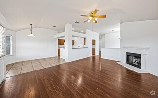 Building Photo - 217 Lakemont Dr