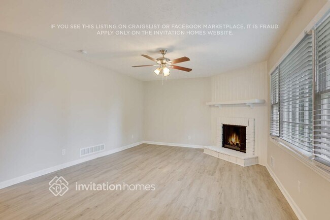 Building Photo - 205 Shiloh Run NW