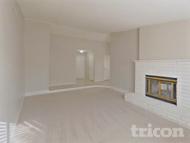 Foto del edificio - 5841 Butterum Ct
