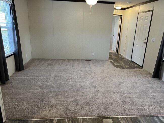 Foto del edificio - 259 Birch Ct