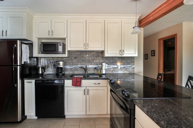 Foto del edificio - Timber Ridge Condo - 2 Bedroom/2 Bathrooms...