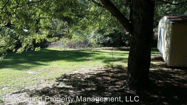 Foto del edificio - 3 br, 1 bath House - 5024 Eton Drive