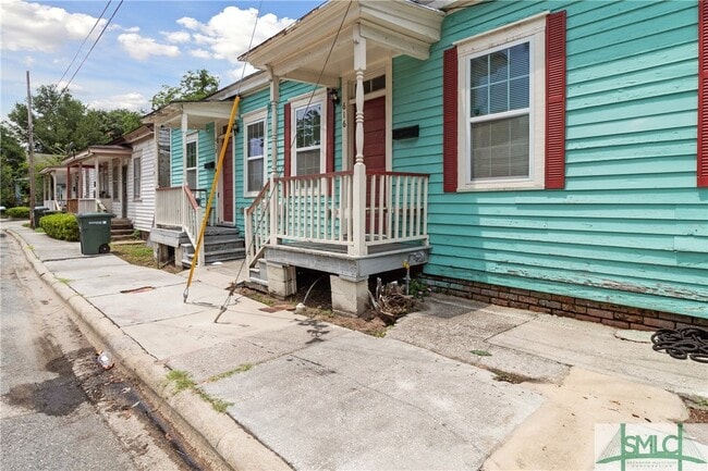 Building Photo - 616 Kline St