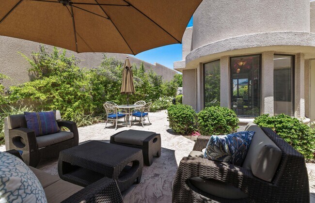 Building Photo - 48114 Cll Seranas