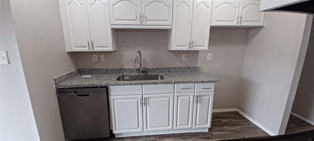 Building Photo - 913 Valley View Dr