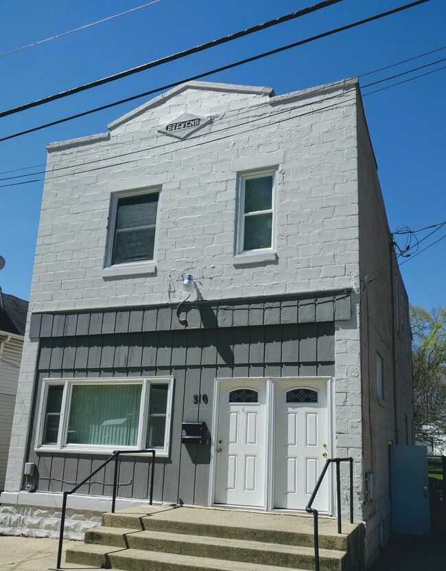 Building Photo - 510 S Academy St #2