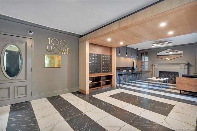 Foto del edificio - 100 Howe St