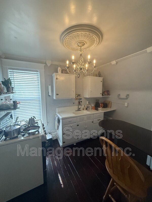 Foto del edificio - 205 N Willard St